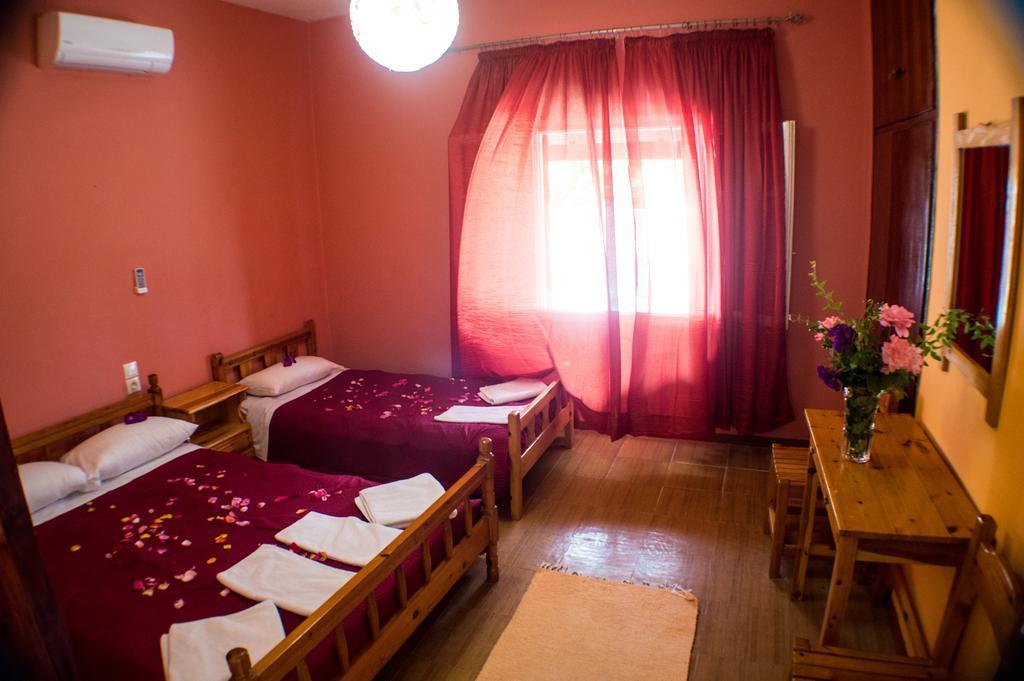 Agathi Beach House Agios Gordios  Esterno foto