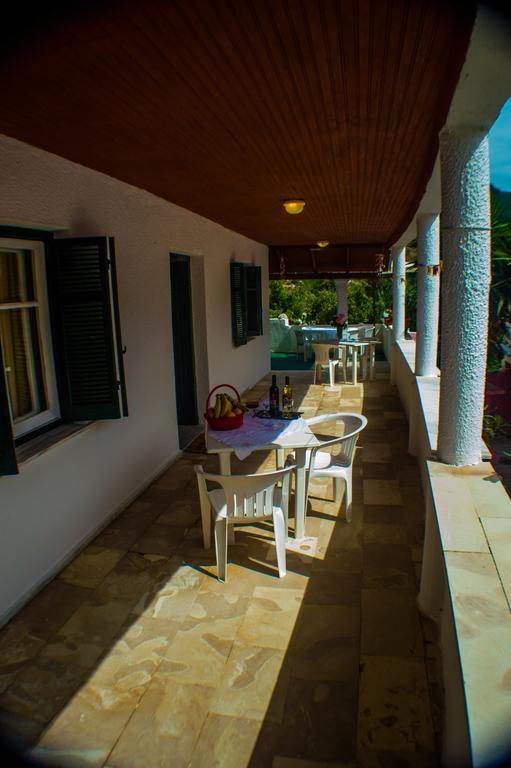 Agathi Beach House Agios Gordios  Esterno foto