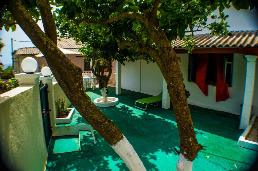 Agathi Beach House Agios Gordios  Esterno foto